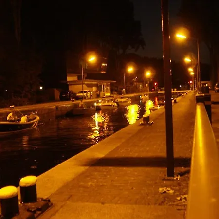 Houseboat Gezina