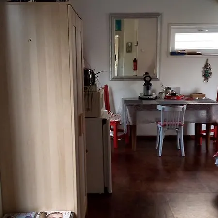 Bed & Breakfast Houseboat Gezina *